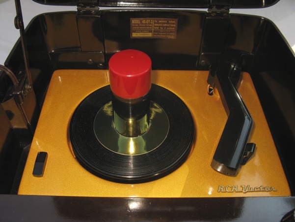 Topside player mechanism